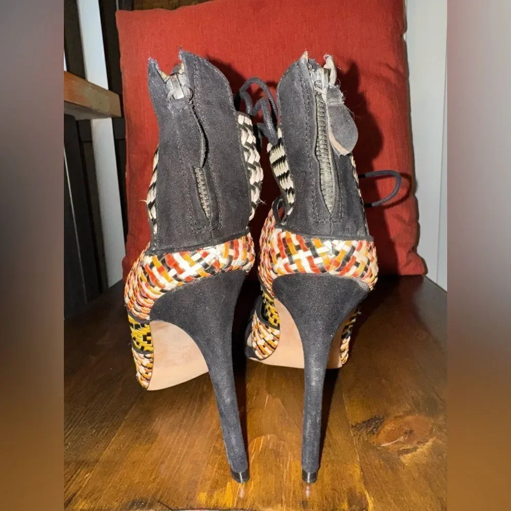 ZARA Sandal Strappy Black Faux Suede Woven Multicolor Stiletto Heel EUC sz 41